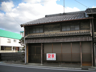 三重県津市久居幸町 リフォーム前の外観